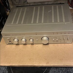 Technics Silver Audio Control Unit AMPLIFIER